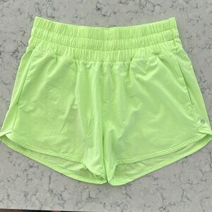 NEW ATHLETA Girl Run Free All Star 2.5” Lined Shorts size XXL - NWOT